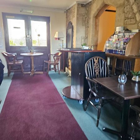 Schoolhouse Restaurant&Hotel Swindon Exterior foto